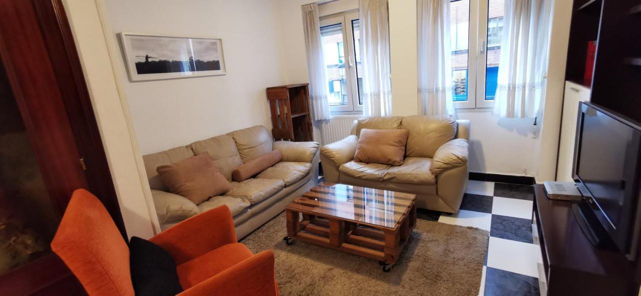 A Cinco Minutos De Todo Apartamento Oviedo Exterior foto