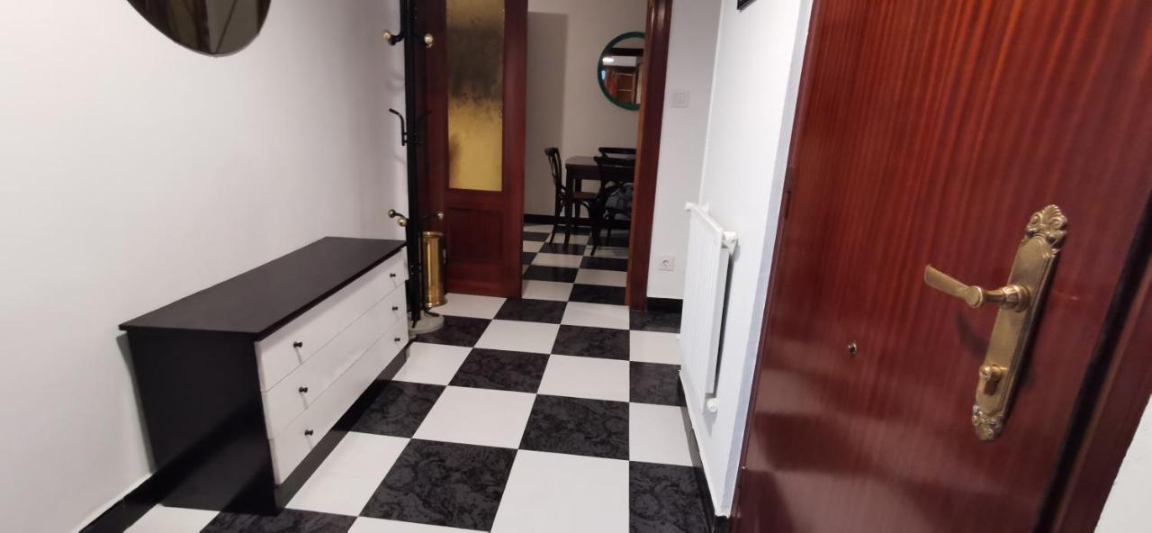 A Cinco Minutos De Todo Apartamento Oviedo Exterior foto